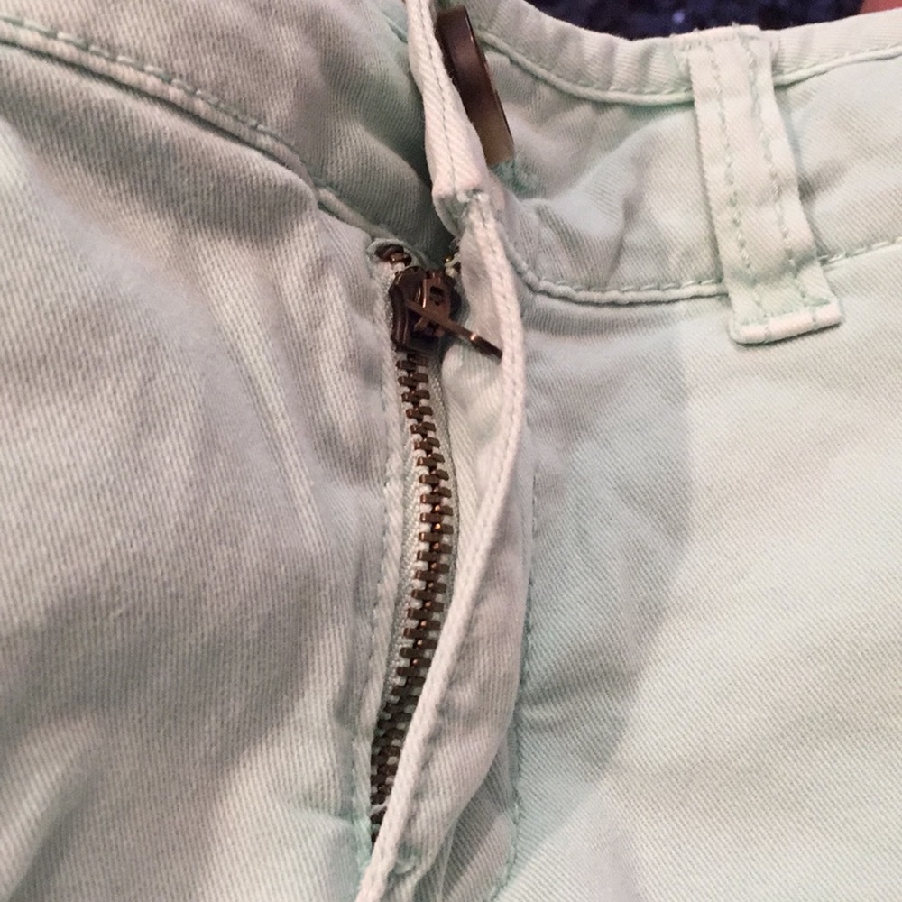 Shorts - Picture 5 of 5